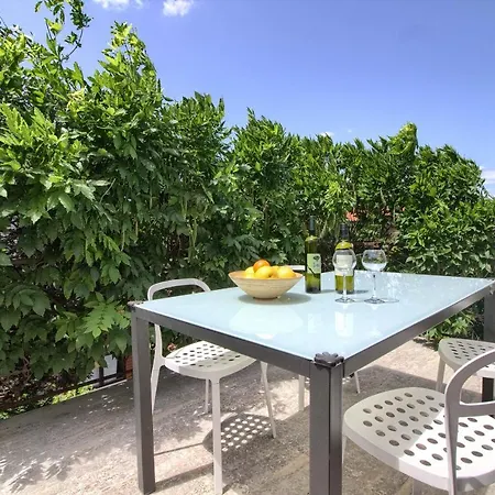 Apartment Lovely Pjacal Ii With Pool In Pula