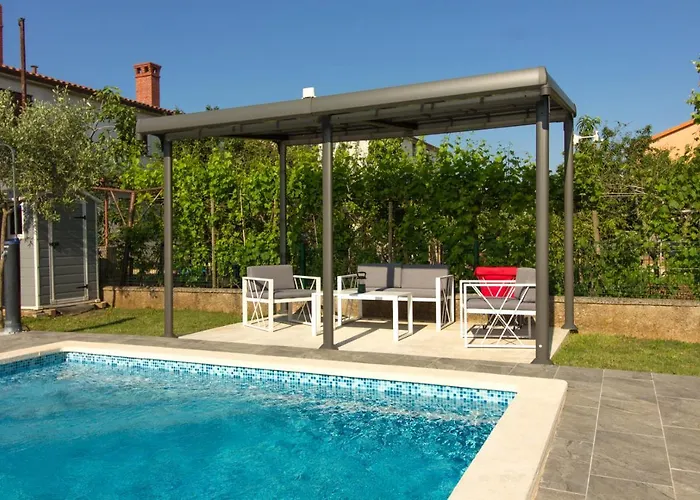 Apartment Lovely Pjacal Ii With Pool In *
