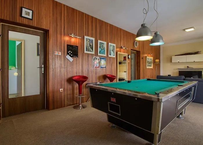 Lovely Pjacal Ii With Pool In * Пула